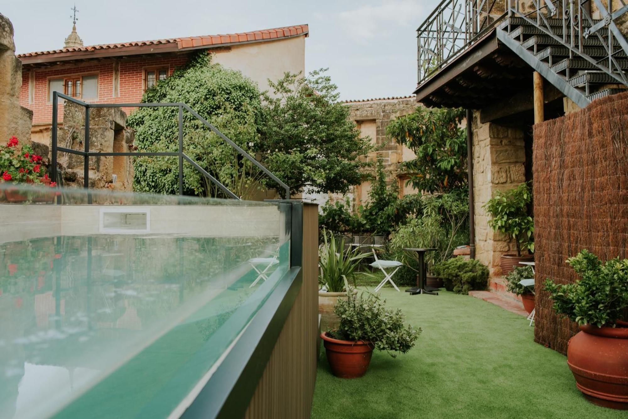 Hospederia Senorio De Brinas Hotel ภายนอก รูปภาพ