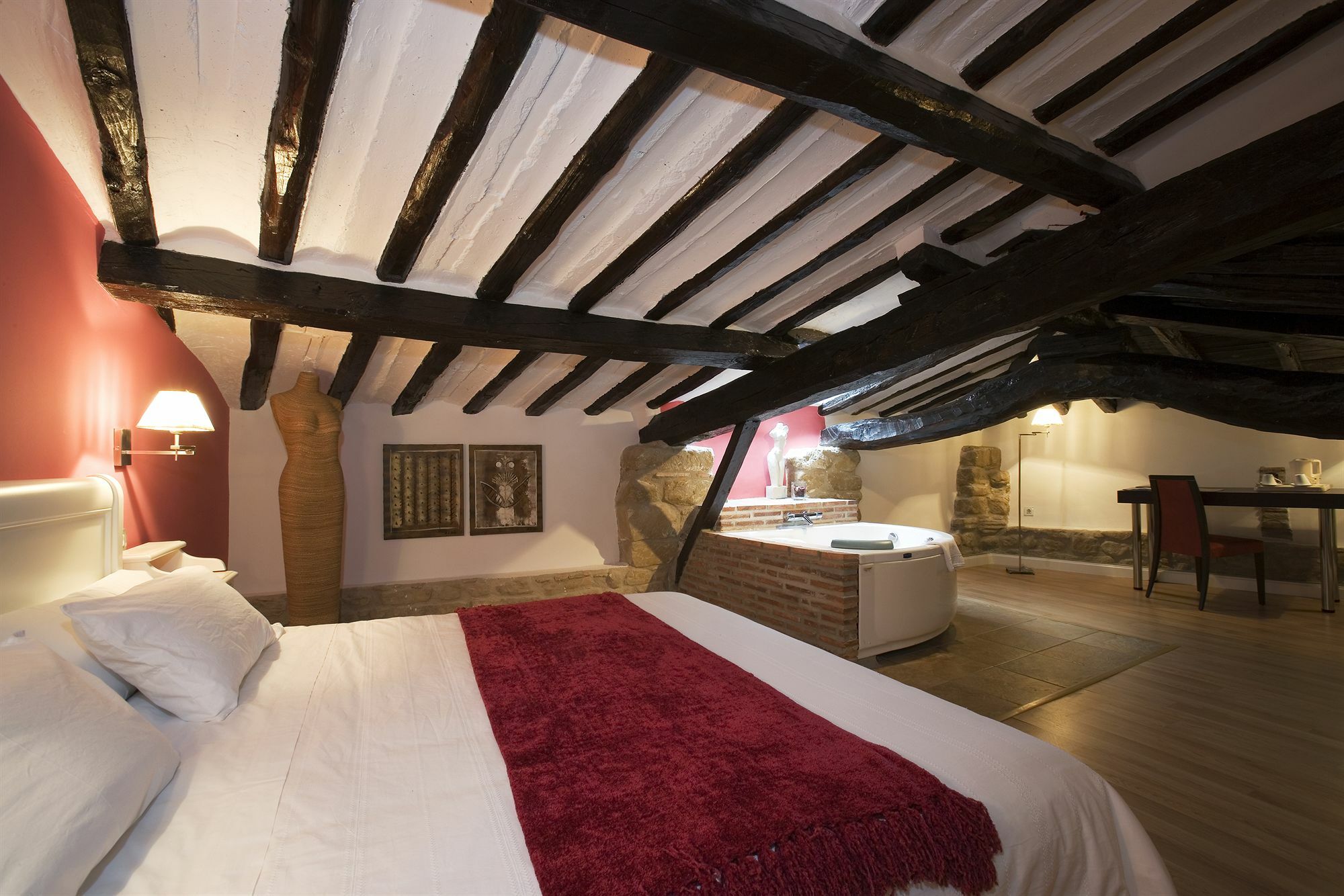 Hospederia Senorio De Brinas Hotel ภายนอก รูปภาพ
